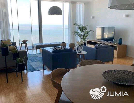 Arrenda se luxuoso apartamento T3 mobilado vista mar no condomínio