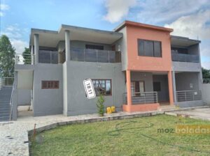 Por estrear Condomínio de duas casas T2 em Tchumene