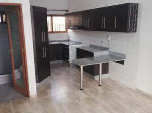 ARRENDO LUXUOSA CASA NO BAIRRO CMC