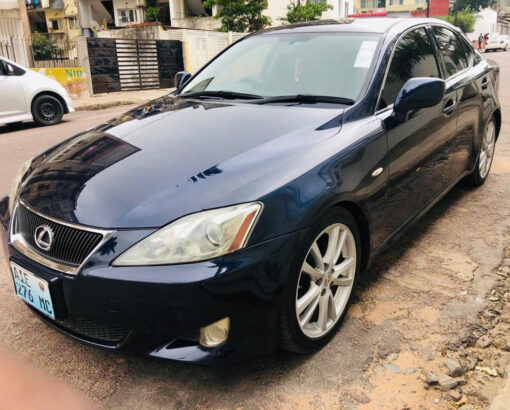 Vendo toyota lexus 4