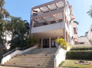 House T6 on Av.Julius Nyerere