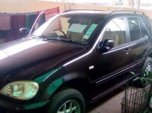 Vende-se Mercedes ML