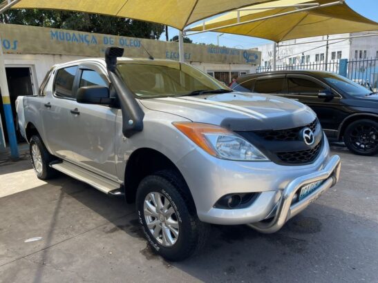 Mazda Bt-50 nova/ Manual