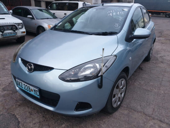 *Recém importado* Mazda Demio  Ano 2010 Motor 1.3