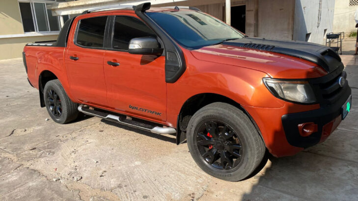 Ford Ranger Wildtrack  Ano 2015 Caixa automática