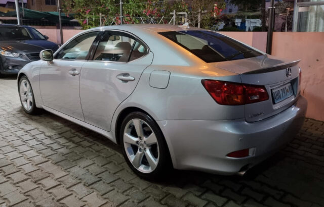 Lexus IS250 2008 1