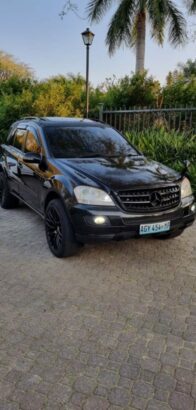 Vendo Mercedes benz ml350