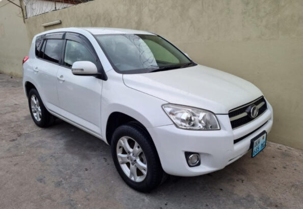 Vende-se Toyota RAV4 2009 recém chegado