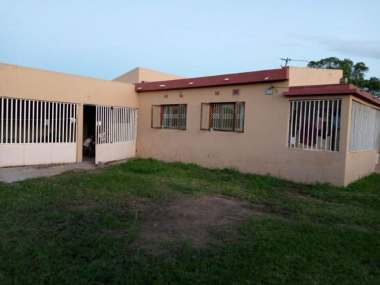 Arenda se boa casa tp3 bem organizada na machava baiao