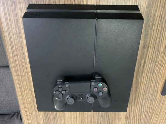 Ps4 black edition  500GB 1joy Versão 5.00 Super clean