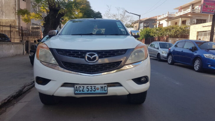 Mazda Bt50  Motor 2.2 Manual Diesel 4×4 Ano de fabrico 2013 Quilometragem 150.000kms Tudo a funcionar perfeitamente  P