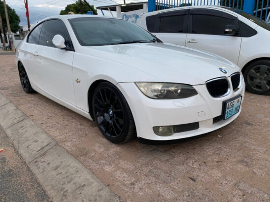 BMW 320i novinho