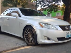 Toyota Lexus IS250 2