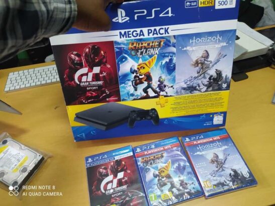 Ps4 Slim na caixa novinho