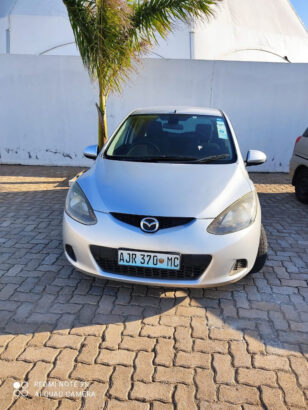 Mazda Demio  Ano 2006 Motor 1.3 Klm 63 mil Caixa Automática