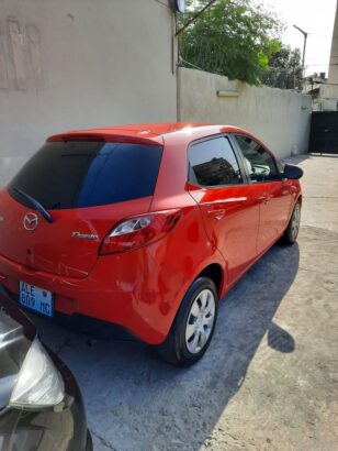 Mazda Demio disponivel