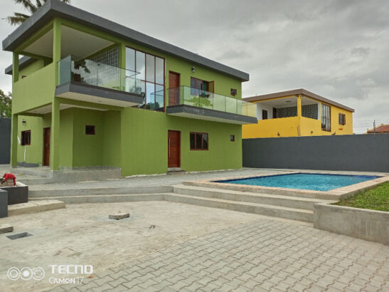 Venda Duplex T4 Bairro Costa Do Sol