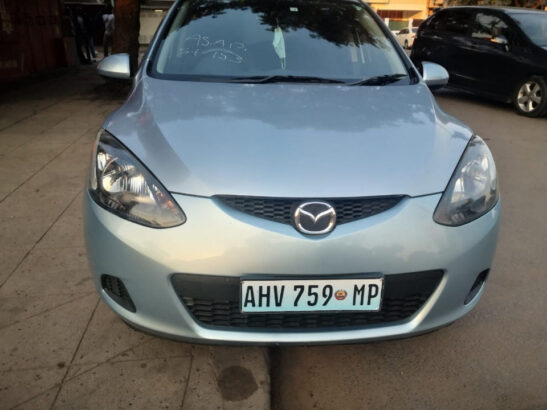 Mazda Demio 2010 Recém importado