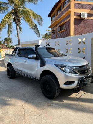 Vende-se Mazda BT50 Automatico