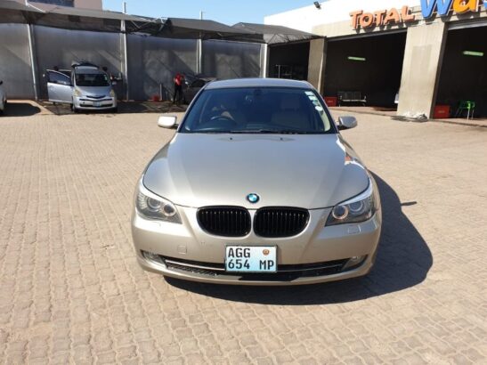 Vendo bmw 525i