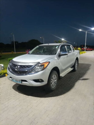 Mazda Bt50 Modelo 2014 Caixa Manual 4×4 Diesel 2.2 105000 klms Interior impecável