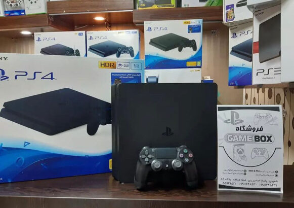 PlayStation 4 slim 500GB + 3 jogos (Selados )