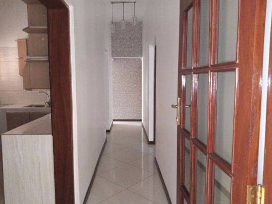 __ Vende-se casa do tipo 3 no Tsalala, valor negociável