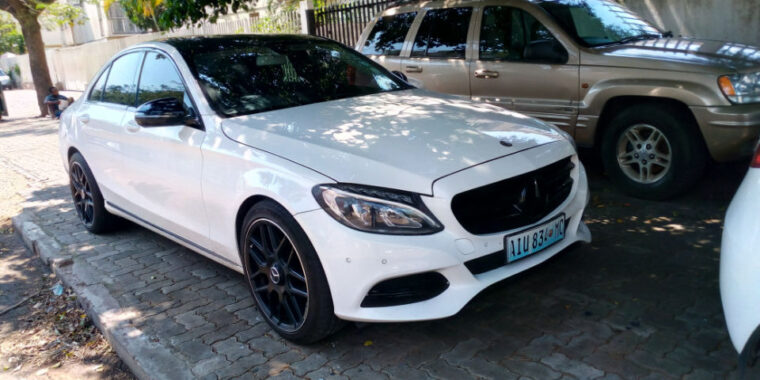 2017. Mercedes Benz c-class