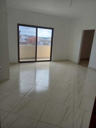 Excelente moradia  triplex próximo ao Tanque do Vila Sol