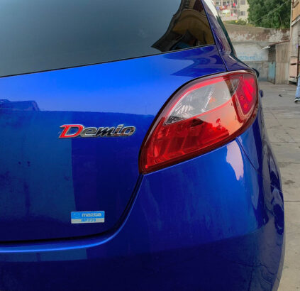 Mazda Demio 2009 Recém importado Novinho