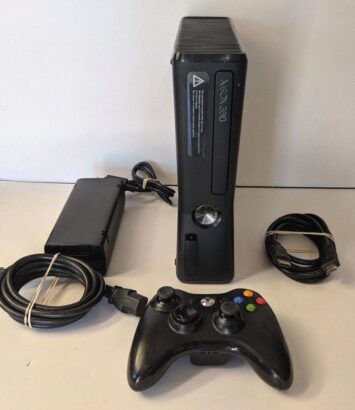 Xbox 360 s dois joystick + 10 jogos