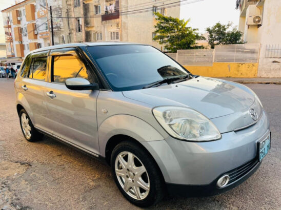 Mazda Verísa 2007 impecável