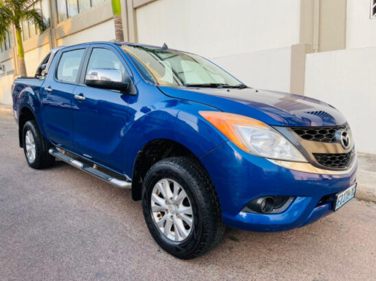 Mazda BT-50  Ano 2013 Motor 3.2  4X4