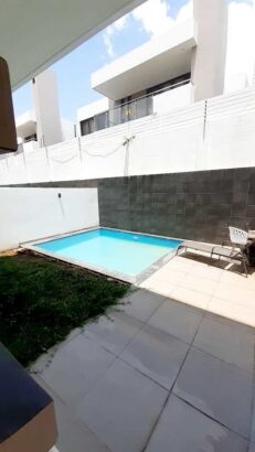 Arrenda-se: Moradia  no Condominio MASSALA, no Bairro da Sommershield 2