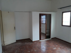 Aproveita  essa oportunidade  . Vende-se Moradia do Tipo 3 com suite no Fomento.