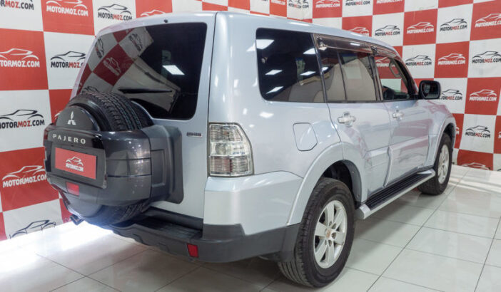 Mitsubishi Pajero 4WD 3.0 2006