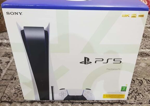 PlayStation 5 825Gb