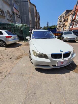 BMW 320i 2011