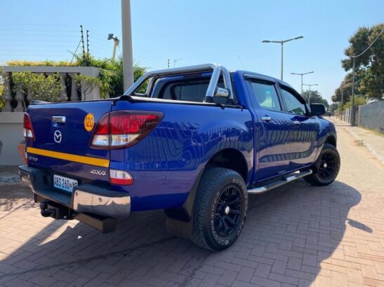 Vende-se Mazda BT50 4×4