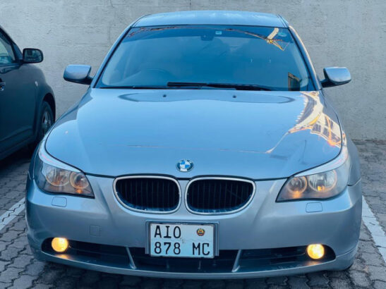 BMW Série E 525i