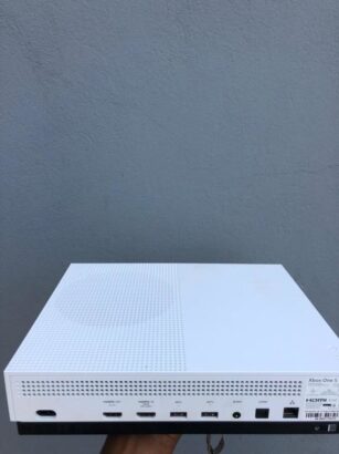 Xbox one s  HD view   1Tb  2xhdmi.  2XUSB  Ethernet cable