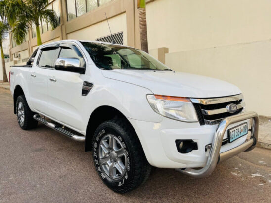 Ford Ranger XLT 2014 Automático 4×4 Comprado no agente