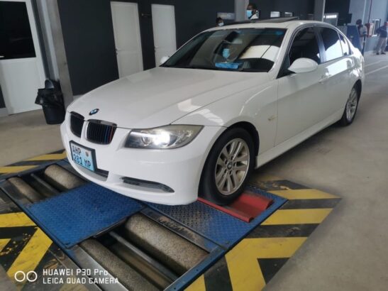 BMW 320i 2007