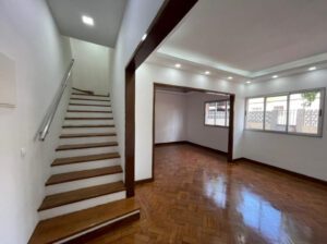 Arrenda-se Duplex T5 na Coop Av. Base N’chinga