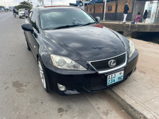 Lexus is250 5