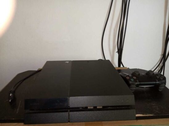 Ps4 Normal 500GB HDD 1 Joystick