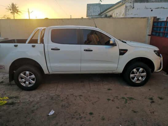 Ford Ranger  Modelo :XLS Motor 3.2 6 velocidades  Ano de fabrico 2012