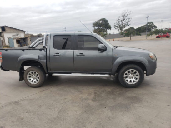 Mazda BT-50 Manual 2008 limpo