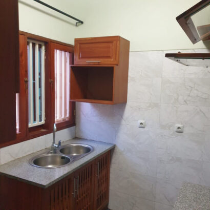 Para investidores que compram casas para arendar ou viver vende se casa tp2 de luxo dentro do condomínio em bagamoio EN1