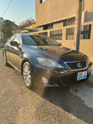 Lexus IS250 Recém importado 5